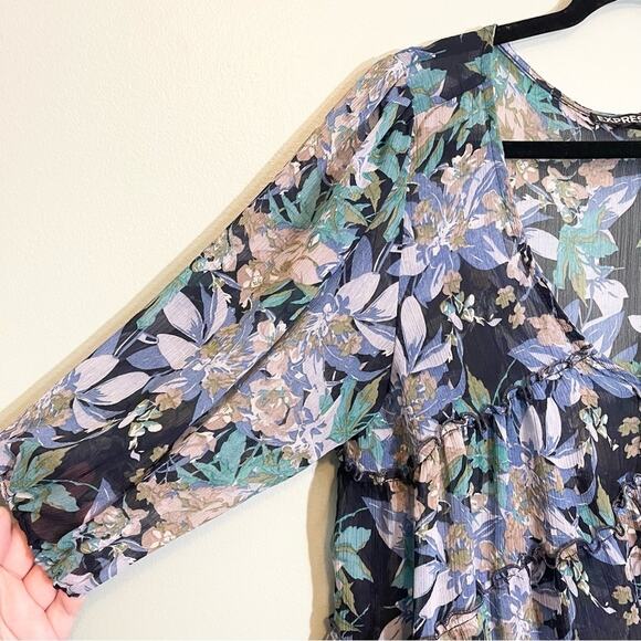 Express Women's Blue Floral V-Neck 3/4 Sleeve Tiered Cardigan Cover-Up Top Large - Picture 4 of 13